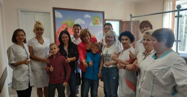 В Мариуполе детская амбулатория №4 переехала в новые здания (ФОТО)