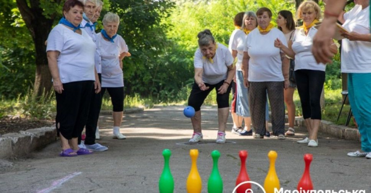 Мариупольские пенсионеры доказали, что возраст – это не помеха для занятий спортом