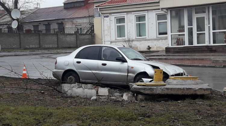 В Мариуполе в аварии пострадал годовалый ребёнок (ФОТО)