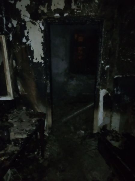 В частном доме в Мариуполе при пожаре погиб мужчина (ФОТО)