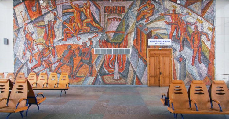 Мозаика Мариуполя представлена на выставке монументального искусства в Нью-Йорке (ФОТО)