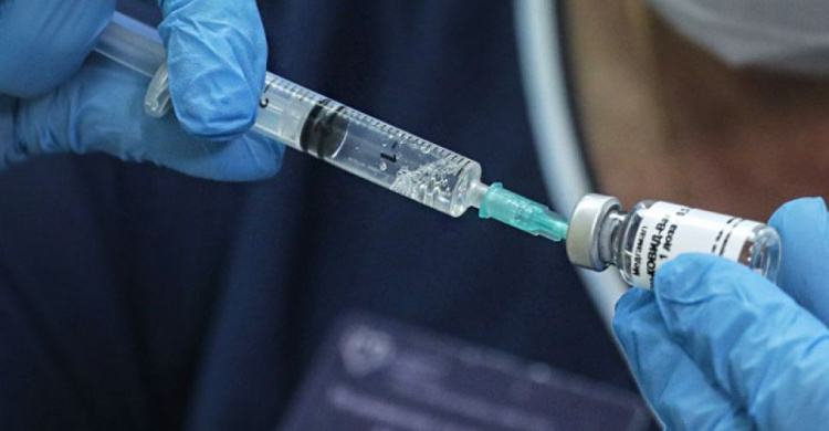 Где и какими вакцинами могут привиться мариупольцы от COVID-19: подробная информация