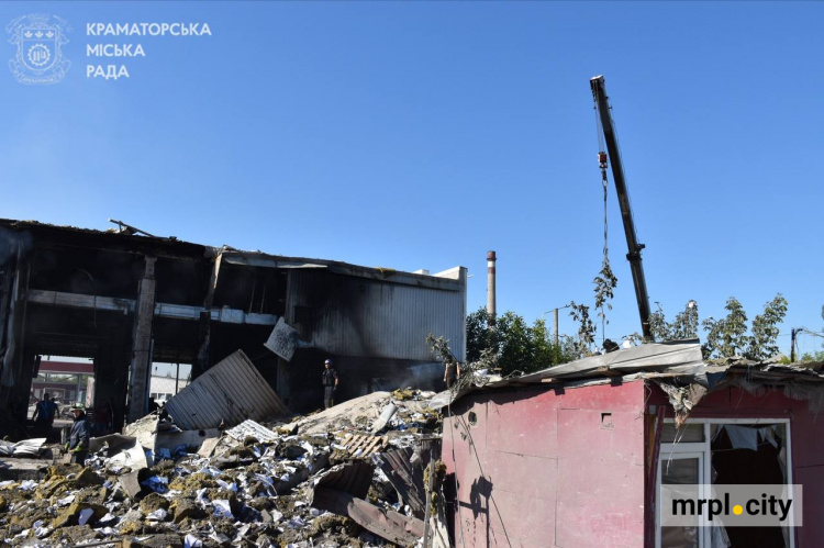 Армія РФ зруйнувала оптову базу в Краматорську: звідти возили продукти у прифронтові райони