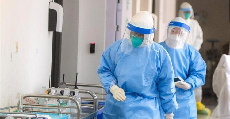 Число больных коронавирусом в Украине достигло почти 400 тысяч человек
