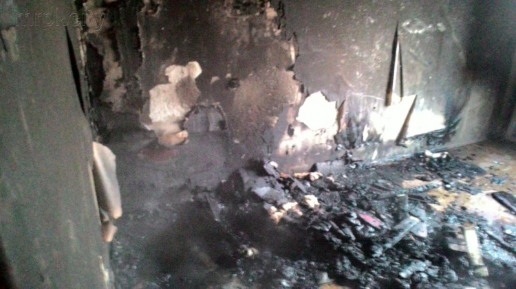 В Мариуполе из-за пожара в многоэтажке погиб мужчина (ФОТО)