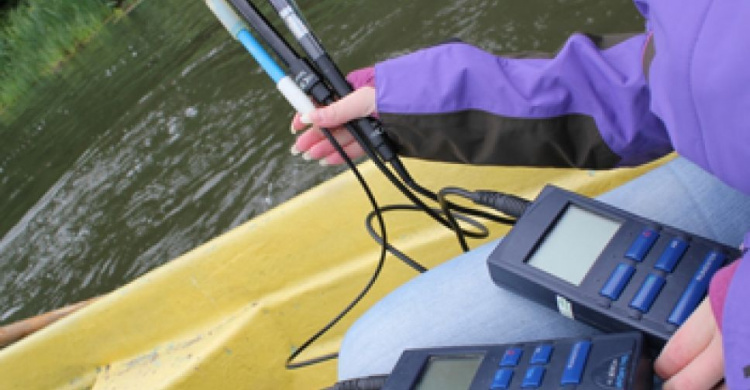 В море у Мариуполя и в реке Кальмиус установят автоматические посты контроля за выбросами (ФОТО)