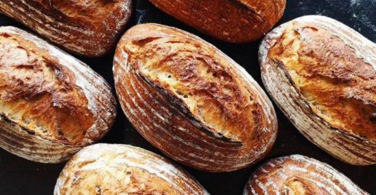 За год хлеб в Украине подорожал на 20 процентов
