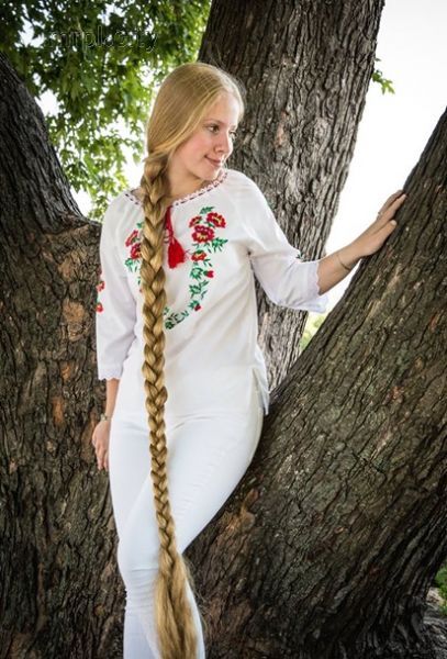 Украинка установила рекорд страны по длине волос (ФОТО+ВИДЕО)