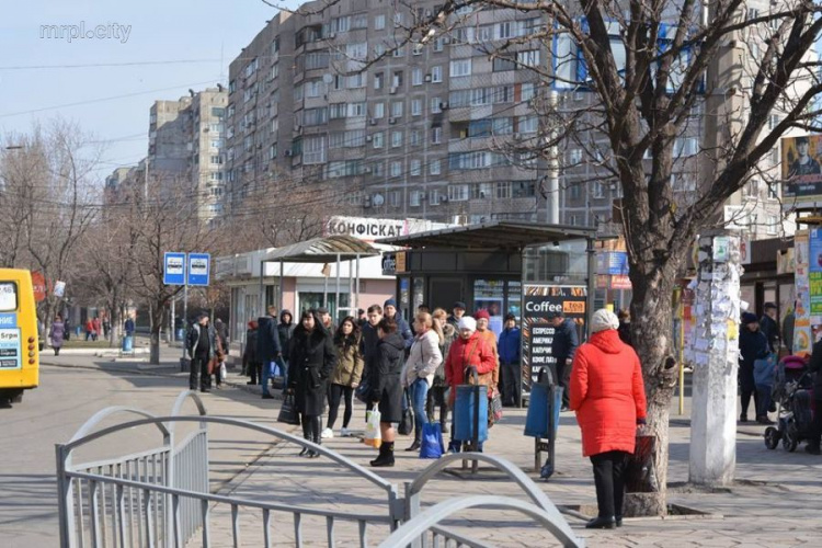 В Мариуполе стартовало голосование за новое название остановки на Кировском ЖМР