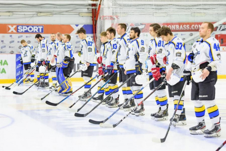 Хоккейный клуб «Донбасс» вышел в финал плей-офф УХЛ