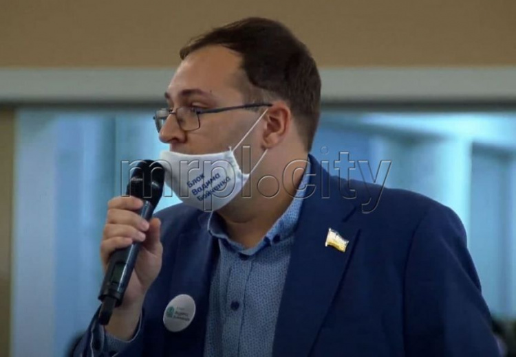 В Мариупольском горсовете сформированы депутатские фракции и избран секретарь