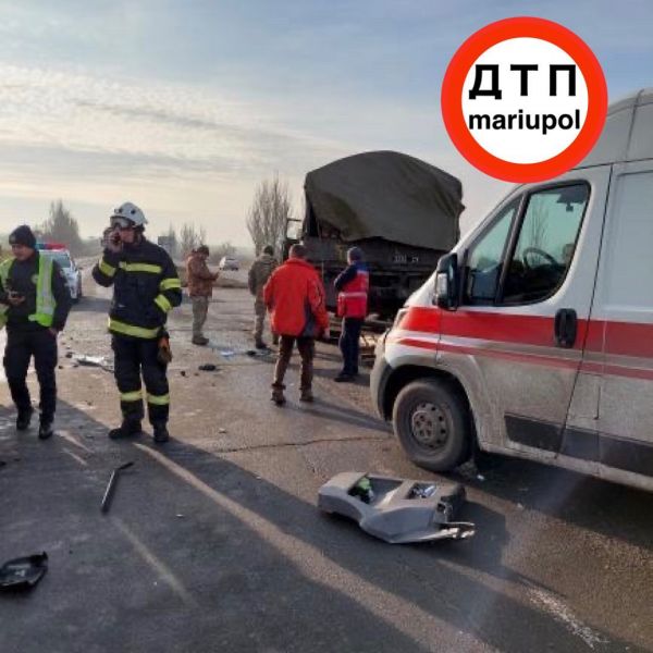 На трассе под Мариуполем в ДТП травмировался мужчина