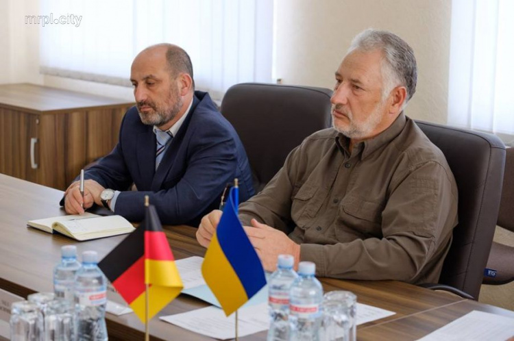 Германия поможет Донецкой области в восстановлении разрушенной инфраструктуры (ФОТО)