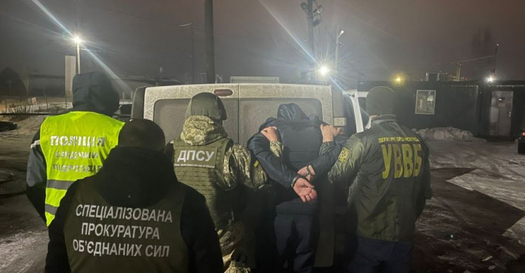 Пограничникам на Донбассе предлагали взятку за пропуск нелегала