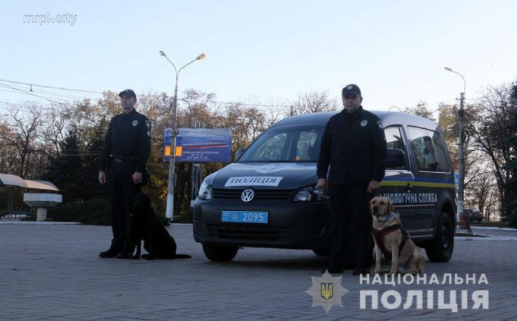 В выходные на улицы Мариуполя выйдут более 200 полицейских (ФОТО)