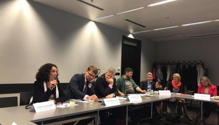 Возможное открытие центра демократии в Мариуполе обсудили на встрече в Польше (ФОТО)