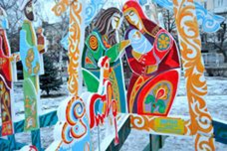 В Краматорске установили необычный рождественский вертеп