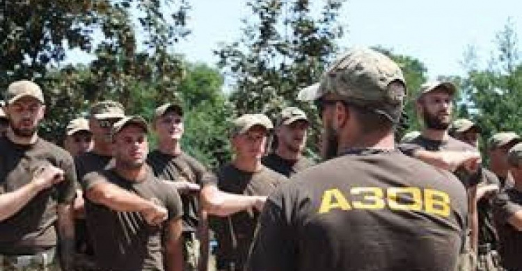 «Азов» на Донбассе уничтожил пехоту противника (ВИДЕО)