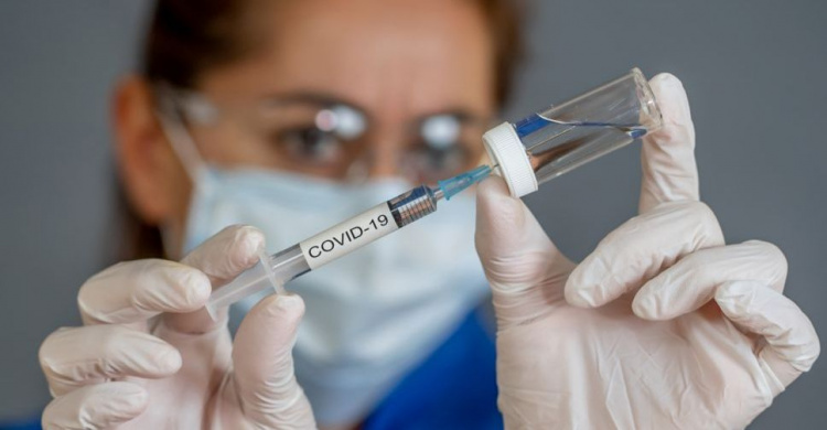 В Мариуполе открыли запись на вакцинацию от COVID-19