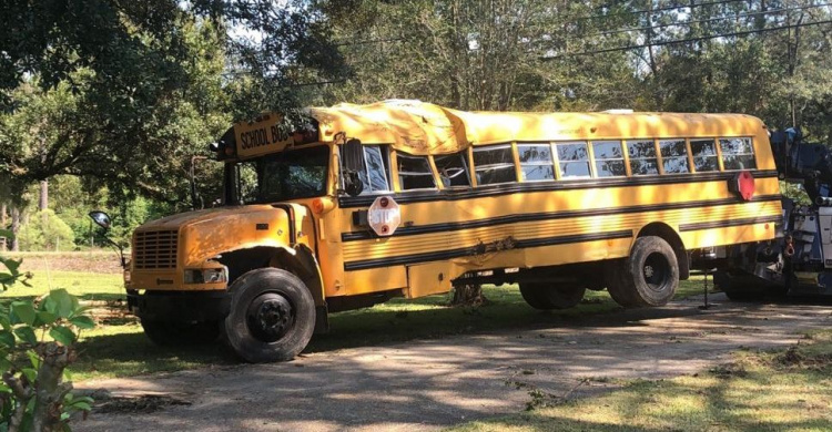 В США 11-летний мальчик угнал школьный автобус и устроил гонки с полицией