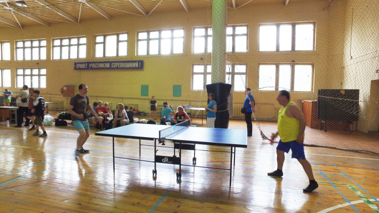 Мариупольцы сразились в теннисном турнире от стронгмена Александра Лашина (ФОТО+ВИДЕО)