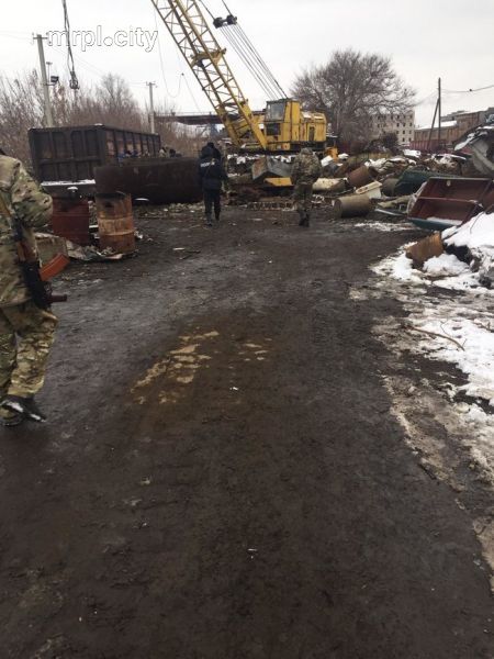 В Донецкой области в незаконный пункт приема металлолома сдали четыре снаряда (ФОТО)
