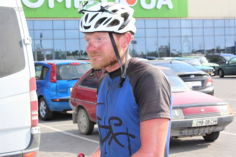Слесарь из Мариуполя на велосипеде объехал Европу за 45 дней (ФОТО+ВИДЕО)
