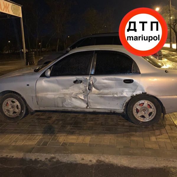 В Мариуполе всплеск ДТП: в трех авариях столкнулись семь автомобилей