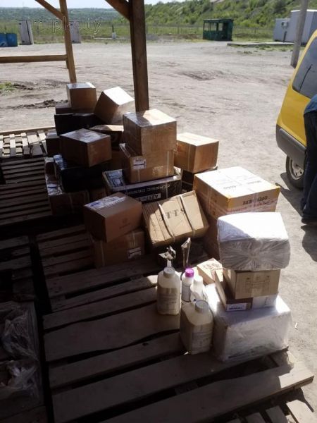 В зоне ведения боевых действий под Мариуполем обнаружен товар на 300 тыс. грн (ФОТО) 