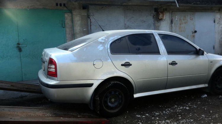 В Мариуполе найдено пропавшее авто с «георгиевской лентой» и шашками (ФОТО)