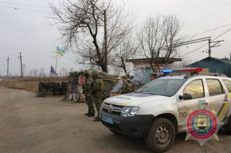 В Донецкой области заблокировали автомобиль с 300 кг колбасных изделий