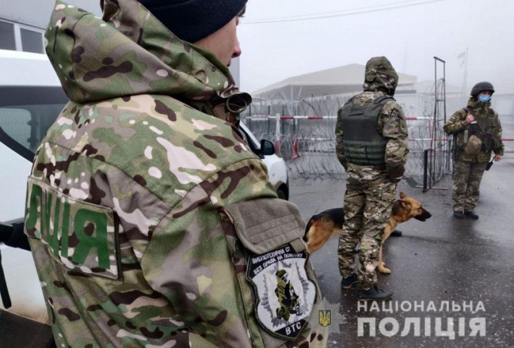В Донецкой области сообщили о минировании КПВВ