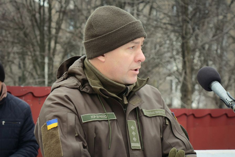 Пополнение в рядах: в Мариуполе нацгвардейцы присягнули на верность Украине (ФОТО)