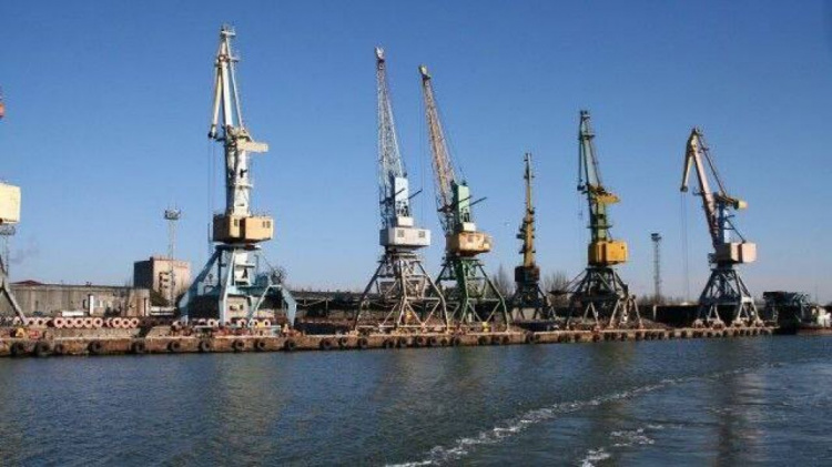 Морской порт Мариуполя не будет работать до освобождения