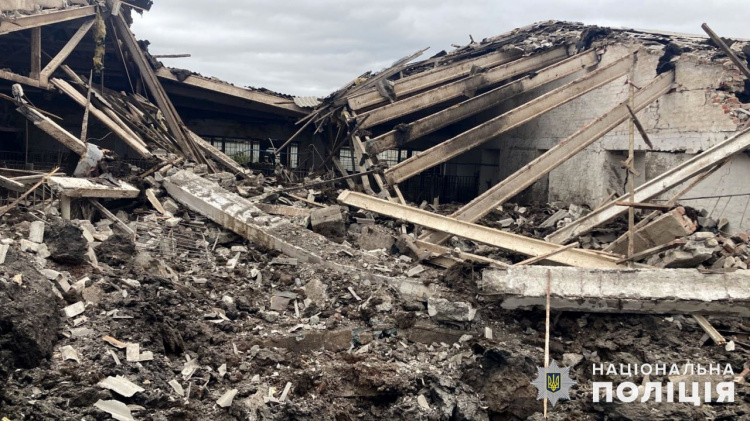 Окупанти завдали 25 ударів по Донеччині: постраждали 23 цивільні особи