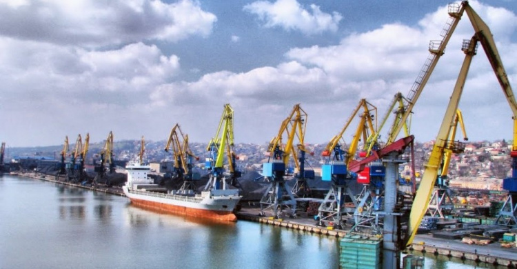 Мариупольский порт начал наращивать прибыль несмотря на АТО