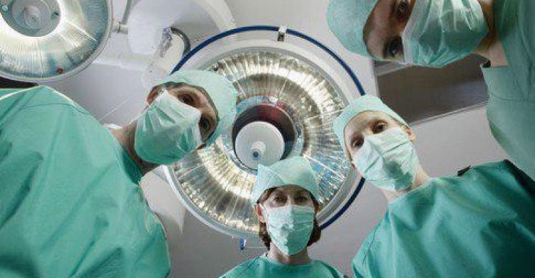 В областной больнице Мариуполя появятся современные операционные