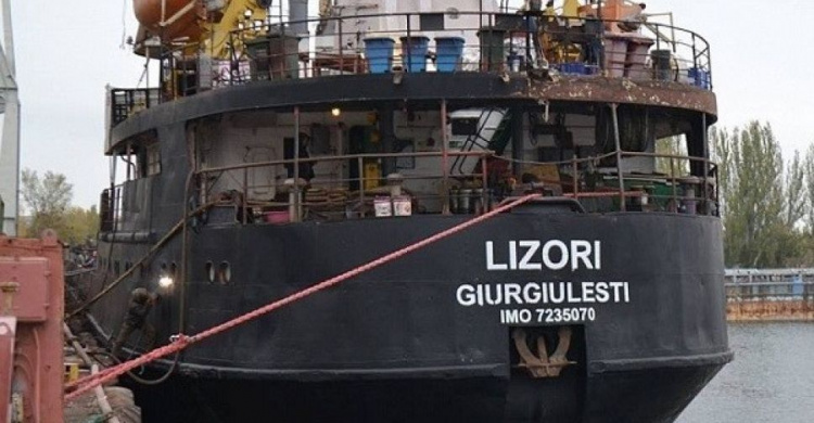 В РФ задержали судно с моряками из компании, размещенной в Мариуполе (ФОТО)