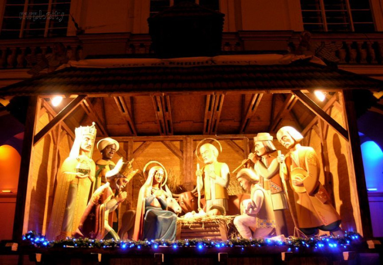 На Рождество мариупольцев будет ждать вертеп и праздничный концерт
