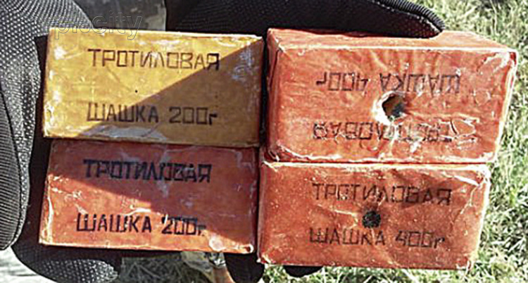 Новая мариупольская традиция: Квартиранты, выезжая, оставляют «на память» хозяевам боеприпасы