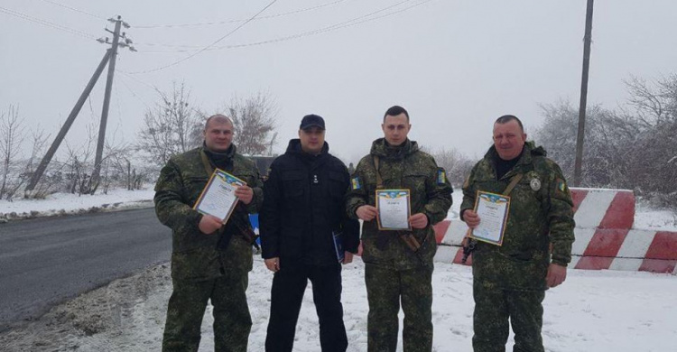 Полицейских из разных городов Украины наградили в Мариуполе (ФОТО)