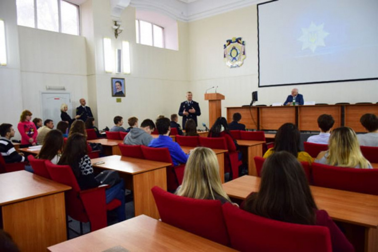 Полиция Донецкой области и ПГТУ в Мариуполе подписали соглашение о совместных проектах (ФОТО+ВИДЕО) 