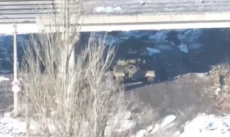 ЗСУ підірвали російський танк з особовим складом в Донецьку