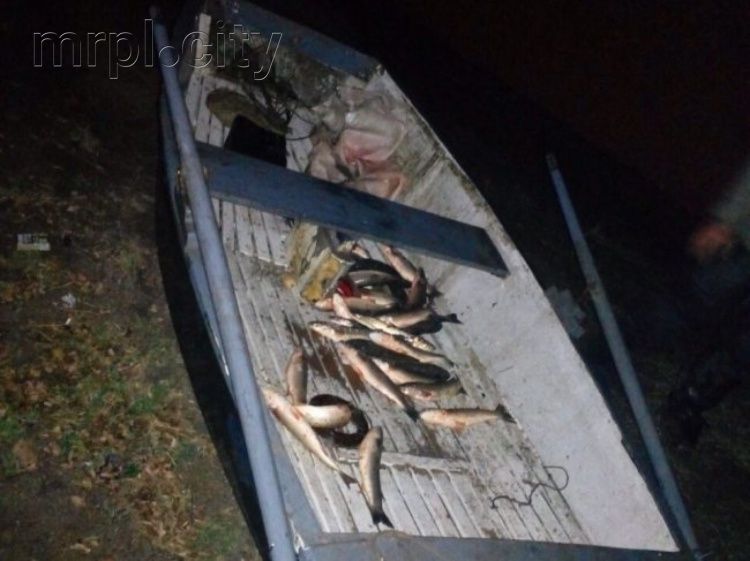 Пограничники задержали мариупольца с уловом пиленгаса на 20 тысяч гривен (ФОТО)