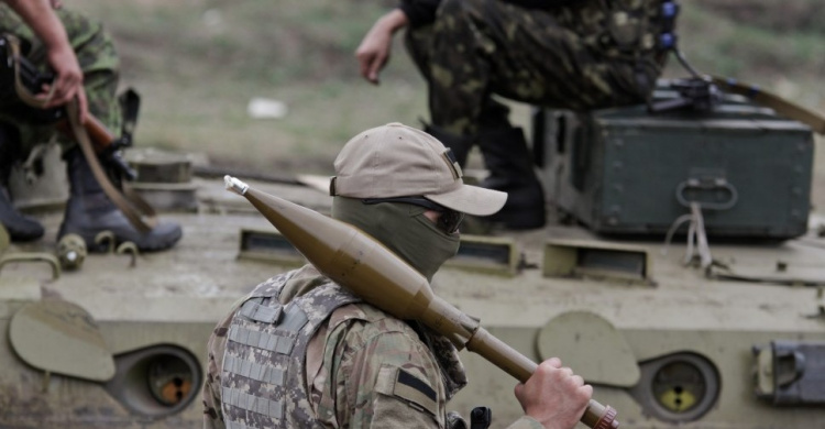 На Донбассе вражеские войска «под кайфом» несут небоевые потери 