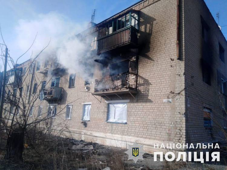 Окупанти 17 разів обстріляли Донеччину: загинули та поранені цивільні і рятувальники