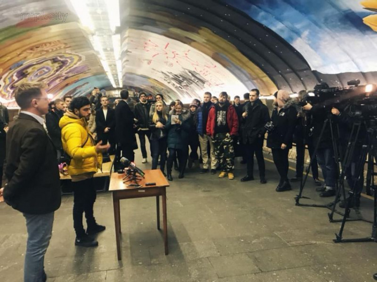 Пострадавшие города Донетчины стали частью мурала киевского метро (ФОТО)