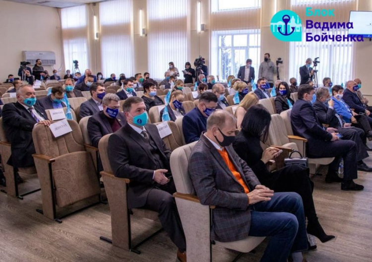 Депутаты Блока Вадима Бойченко поддержали принятие рекордного бюджета развития Мариуполя-2021