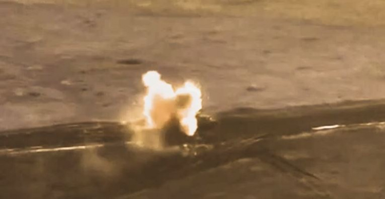 Поліція ефектно знищила унікальний російський танк