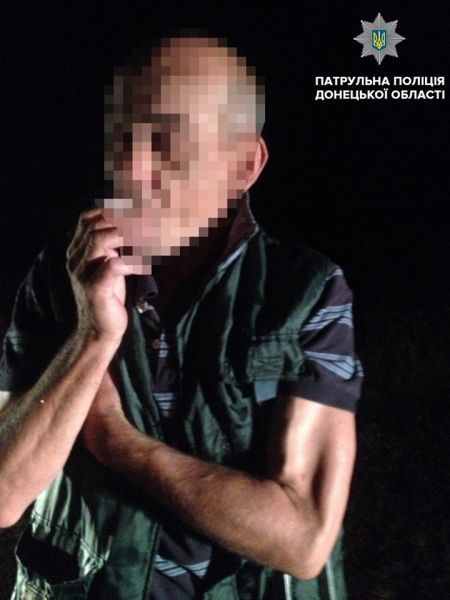 Пьяный мариуполец угрожал взорвать себя боевой гранатой (ФОТО)